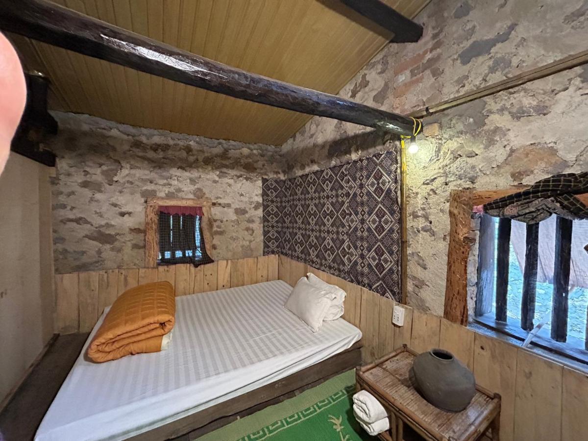 A Sy Ban Gioc Homestay - Lang Da Khuoi Ky Каобанг Екстер'єр фото