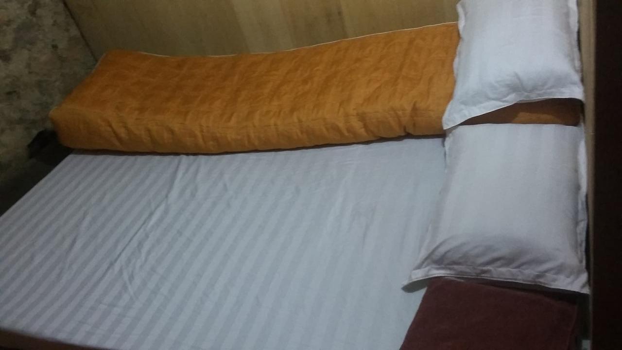 A Sy Ban Gioc Homestay - Lang Da Khuoi Ky Каобанг Екстер'єр фото